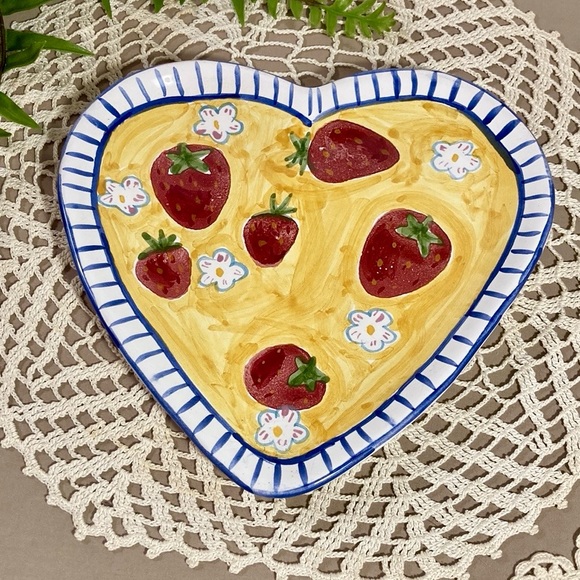 Handmade Hungarian Heart Shape Plate With Stripes And Strawberries Signed - Picture 6 of 11
